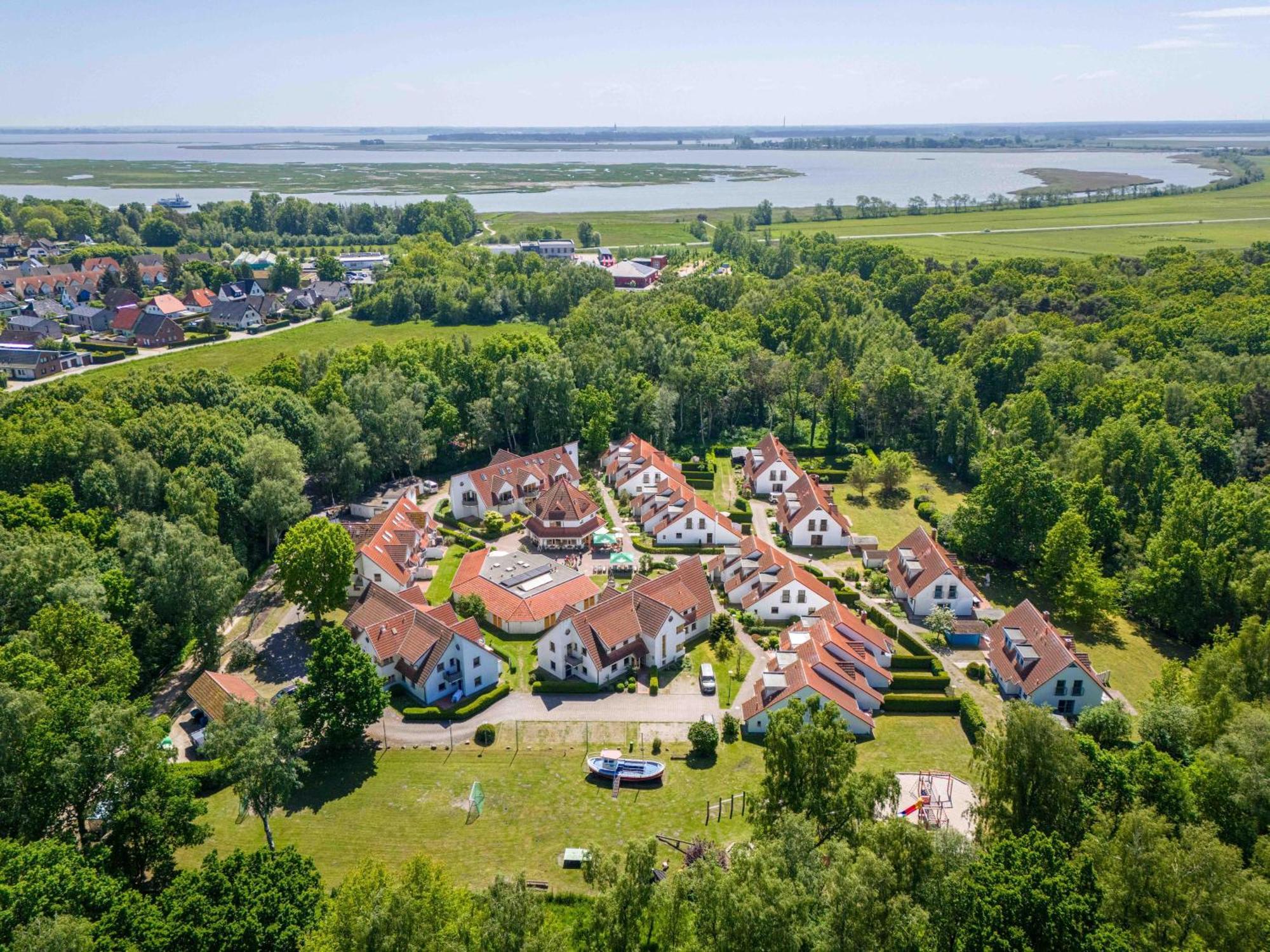 Ferienpark Freesenbruch Wohnung 4 4 - Seeschwalbe Zingst Eksteriør bilde