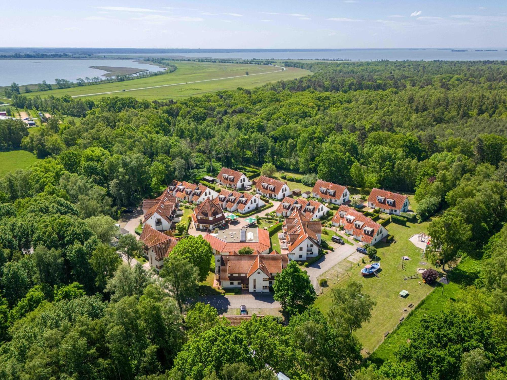 Ferienpark Freesenbruch Wohnung 4 4 - Seeschwalbe Zingst Eksteriør bilde